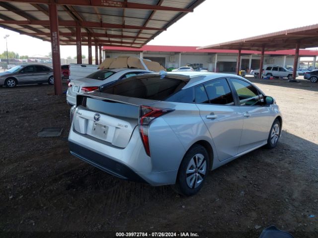 Photo 3 VIN: JTDKARFU0G3022495 - TOYOTA PRIUS 