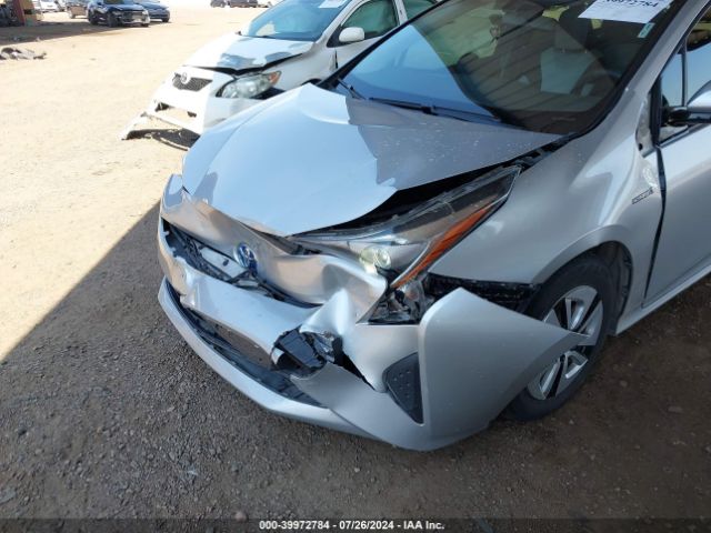 Photo 5 VIN: JTDKARFU0G3022495 - TOYOTA PRIUS 