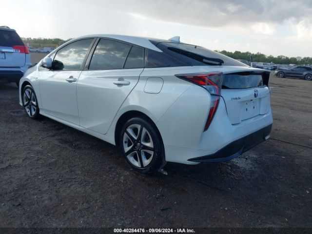 Photo 2 VIN: JTDKARFU0G3520633 - TOYOTA PRIUS 