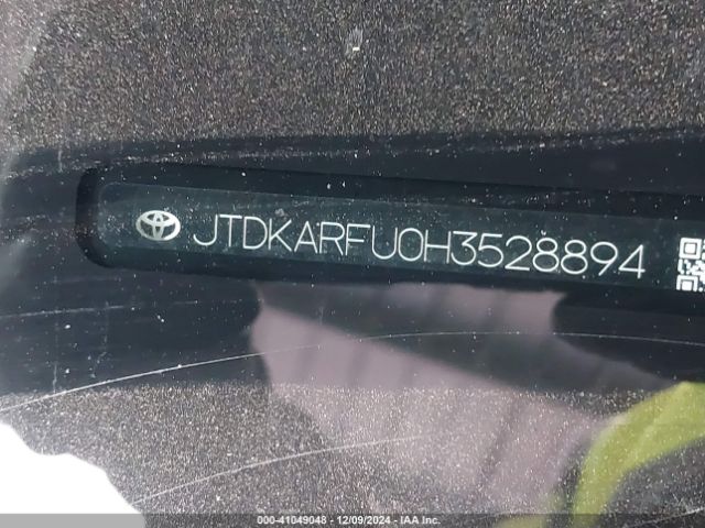 Photo 8 VIN: JTDKARFU0H3528894 - TOYOTA PRIUS 