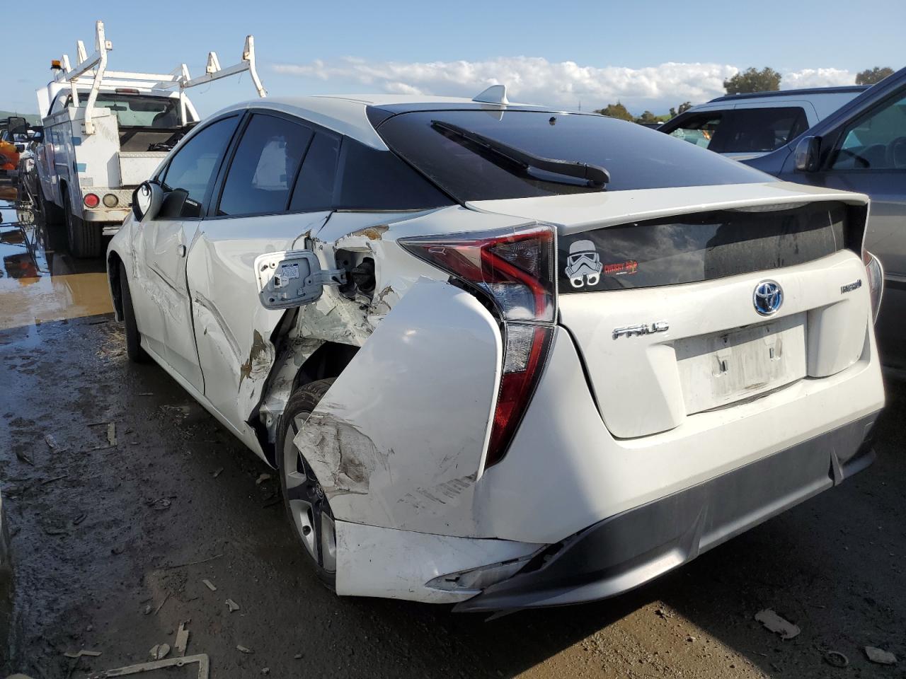 Photo 1 VIN: JTDKARFU0H3536655 - TOYOTA PRIUS 