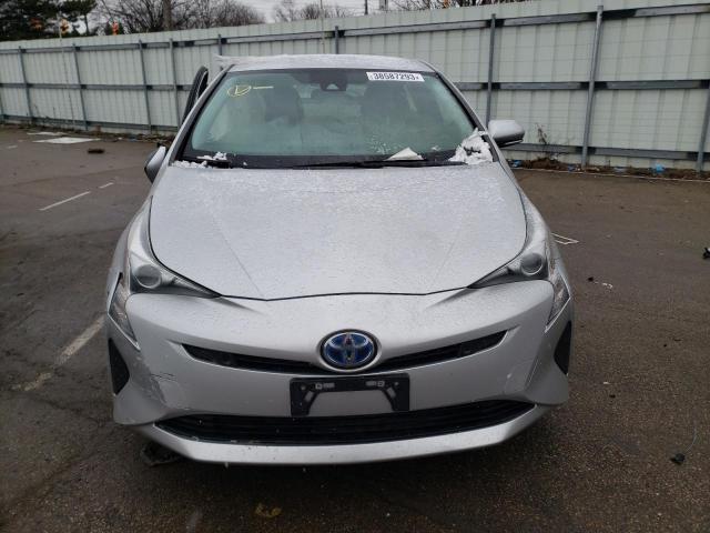 Photo 4 VIN: JTDKARFU0J3063393 - TOYOTA PRIUS 