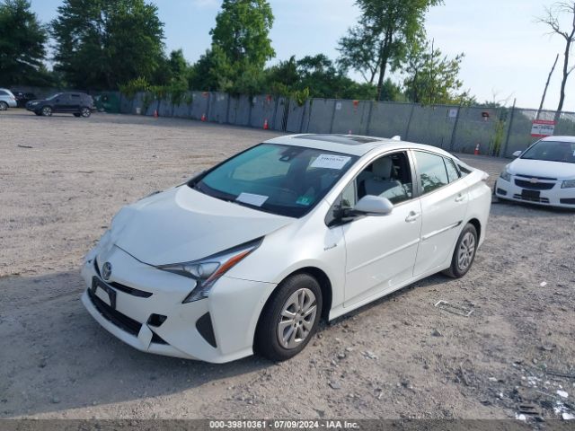 Photo 1 VIN: JTDKARFU0J3545040 - TOYOTA PRIUS 