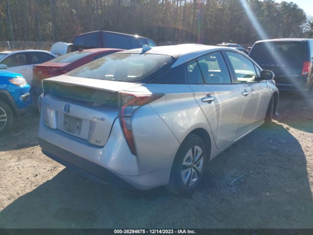 Photo 3 VIN: JTDKARFU1G3015524 - TOYOTA PRIUS 