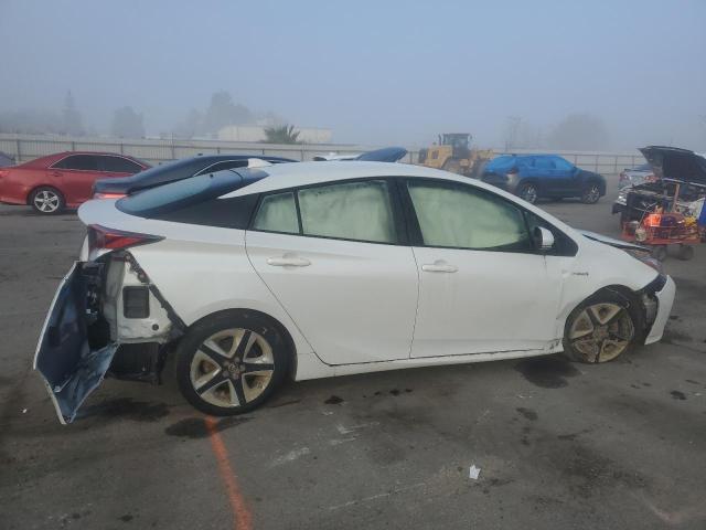 Photo 2 VIN: JTDKARFU1G3016768 - TOYOTA PRIUS 