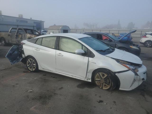 Photo 3 VIN: JTDKARFU1G3016768 - TOYOTA PRIUS 