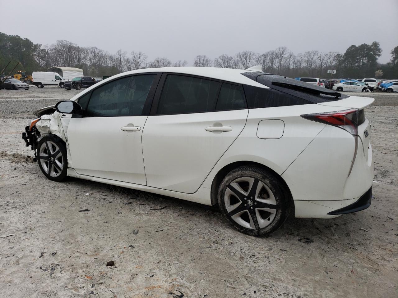 Photo 1 VIN: JTDKARFU1G3501010 - TOYOTA PRIUS 