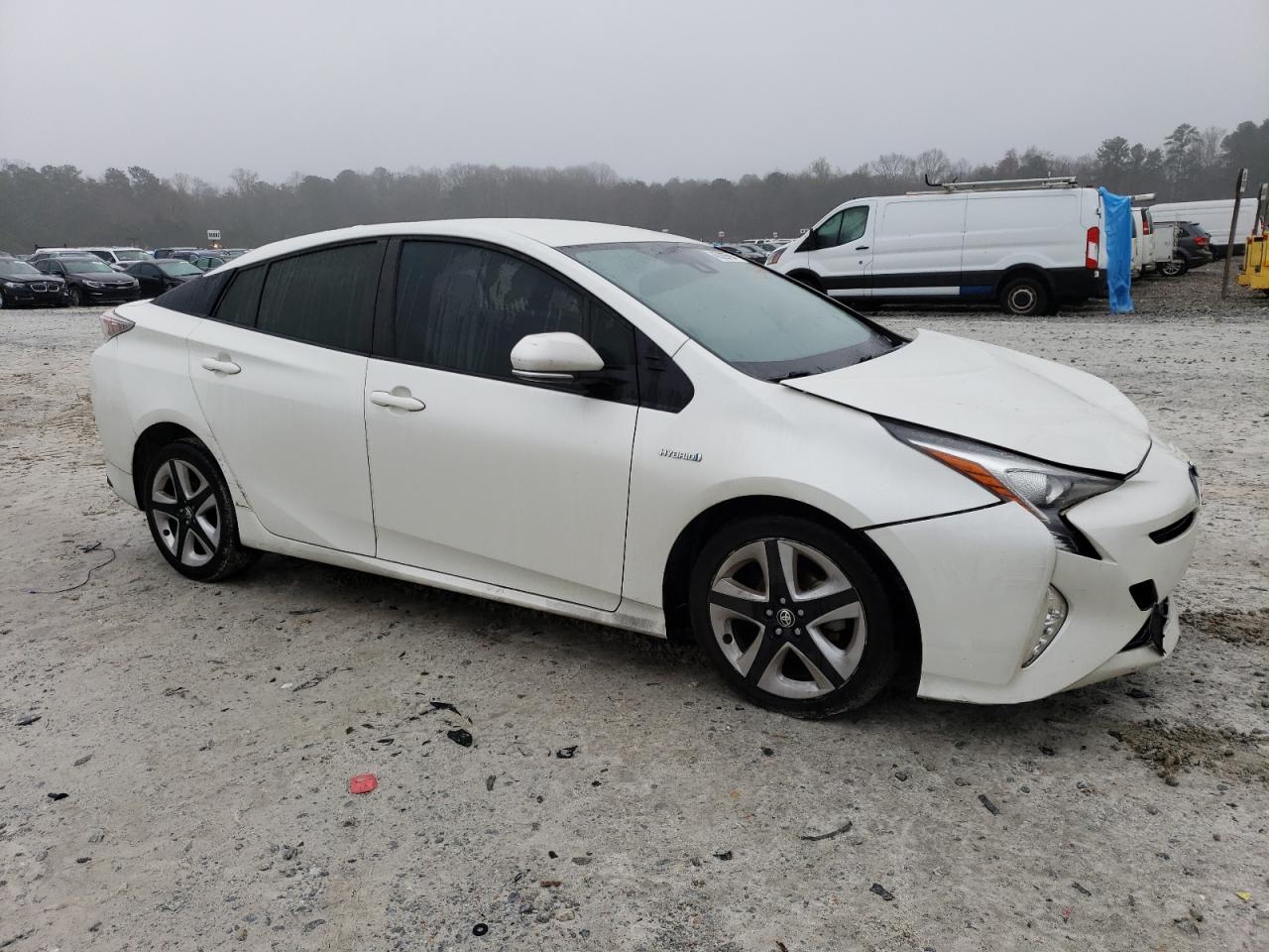 Photo 3 VIN: JTDKARFU1G3501010 - TOYOTA PRIUS 