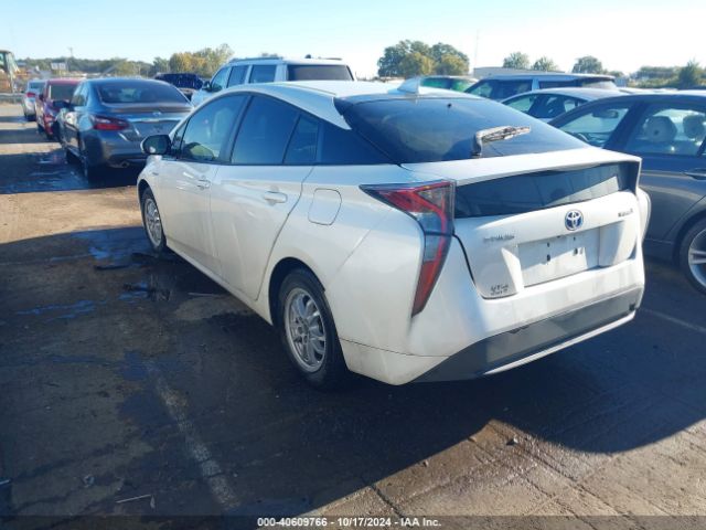 Photo 2 VIN: JTDKARFU1H3036987 - TOYOTA PRIUS 