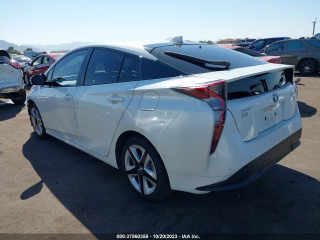 Photo 2 VIN: JTDKARFU1H3050002 - TOYOTA PRIUS 