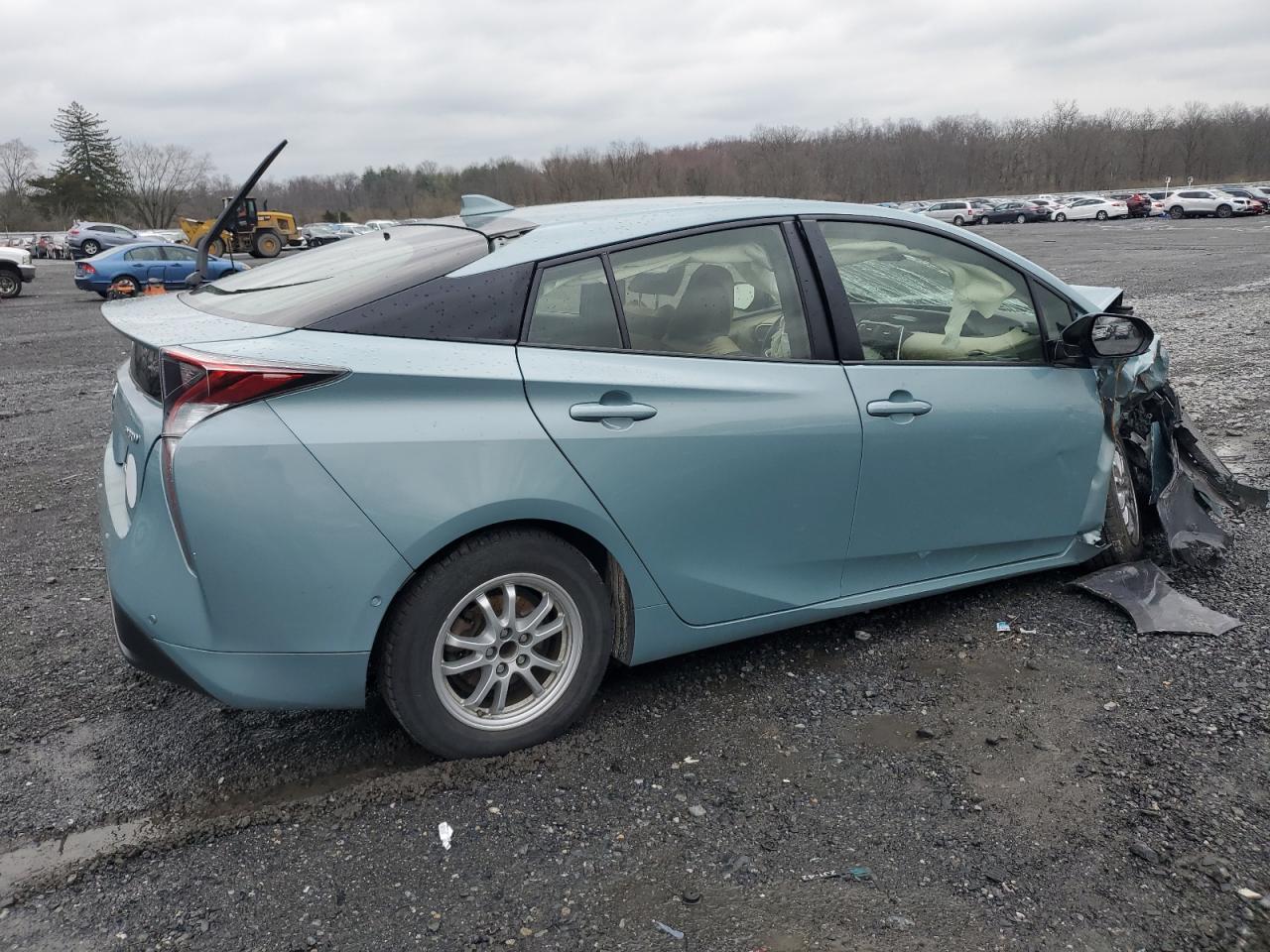 Photo 2 VIN: JTDKARFU1H3052025 - TOYOTA PRIUS 