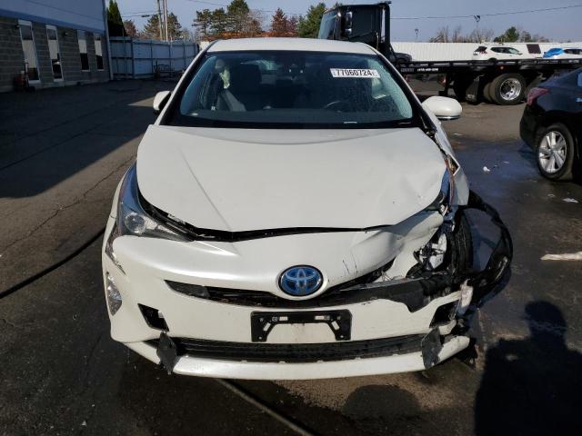 Photo 4 VIN: JTDKARFU1J3055402 - TOYOTA PRIUS 