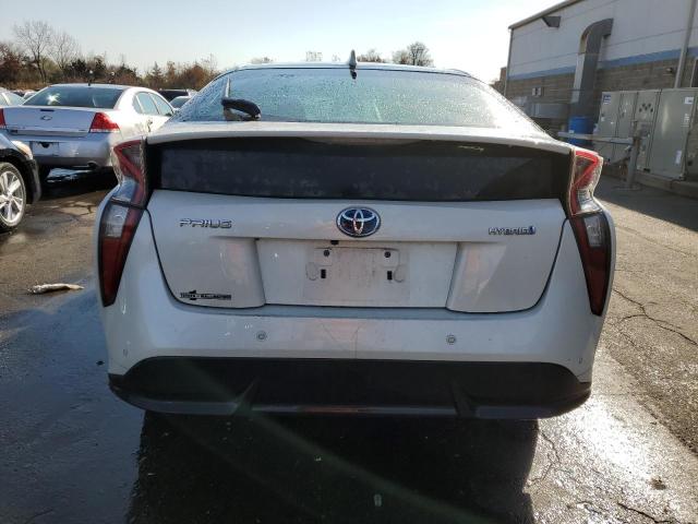 Photo 5 VIN: JTDKARFU1J3055402 - TOYOTA PRIUS 