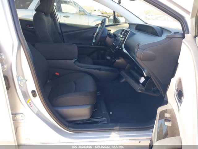 Photo 4 VIN: JTDKARFU1L3122583 - TOYOTA PRIUS 