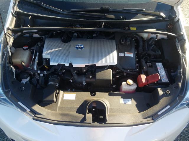 Photo 6 VIN: JTDKARFU2G3009019 - TOYOTA PRIUS 