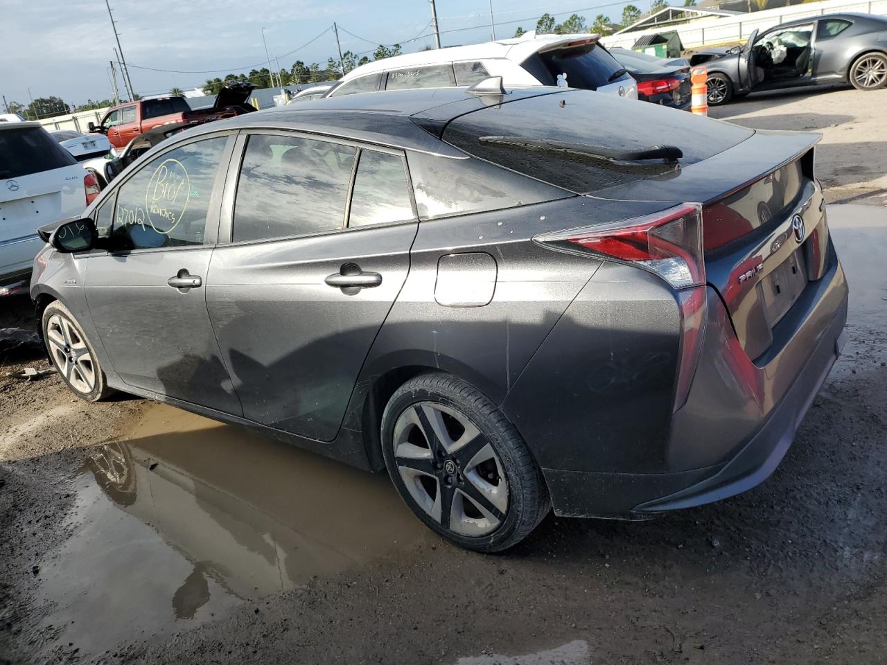 Photo 1 VIN: JTDKARFU2G3013295 - TOYOTA PRIUS 