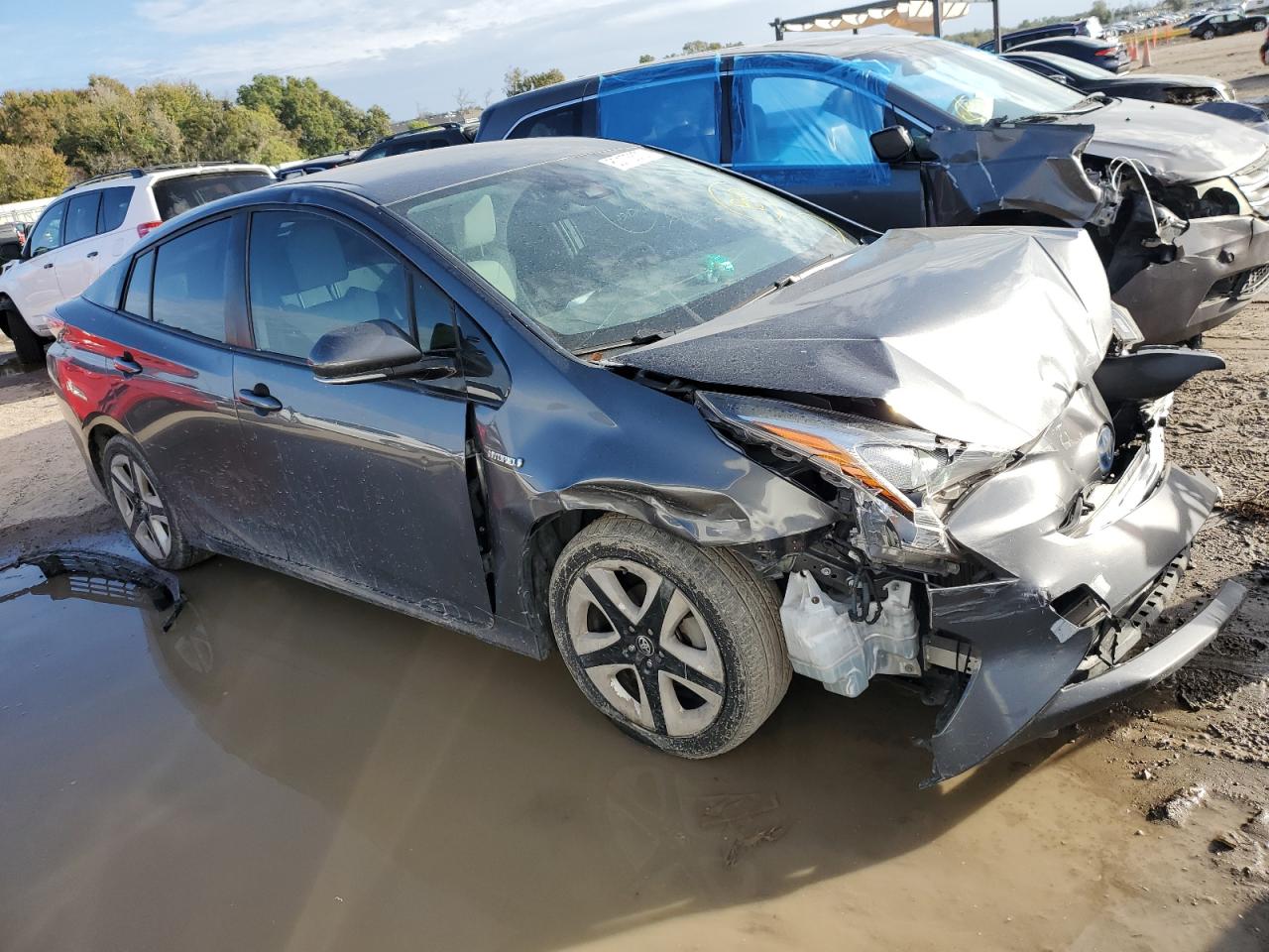 Photo 3 VIN: JTDKARFU2G3013295 - TOYOTA PRIUS 