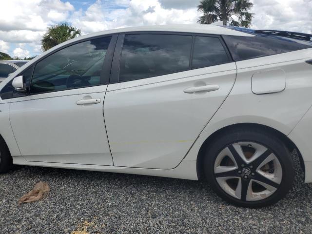 Photo 11 VIN: JTDKARFU2G3019274 - TOYOTA PRIUS 