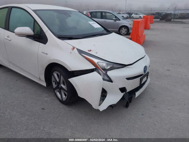 Photo 5 VIN: JTDKARFU2G3025947 - TOYOTA PRIUS 