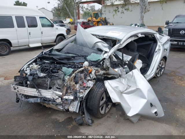 Photo 5 VIN: JTDKARFU2J3552703 - TOYOTA PRIUS 