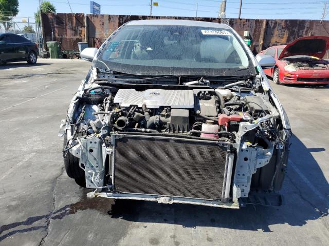 Photo 4 VIN: JTDKARFU3G3017209 - TOYOTA PRIUS 