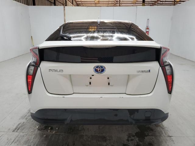 Photo 5 VIN: JTDKARFU3G3021387 - TOYOTA PRIUS 