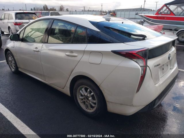 Photo 2 VIN: JTDKARFU3G3024368 - TOYOTA PRIUS 