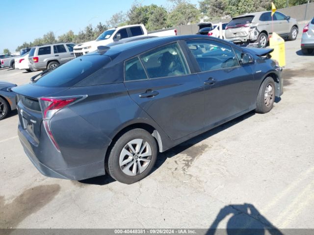 Photo 3 VIN: JTDKARFU3G3029344 - TOYOTA PRIUS 