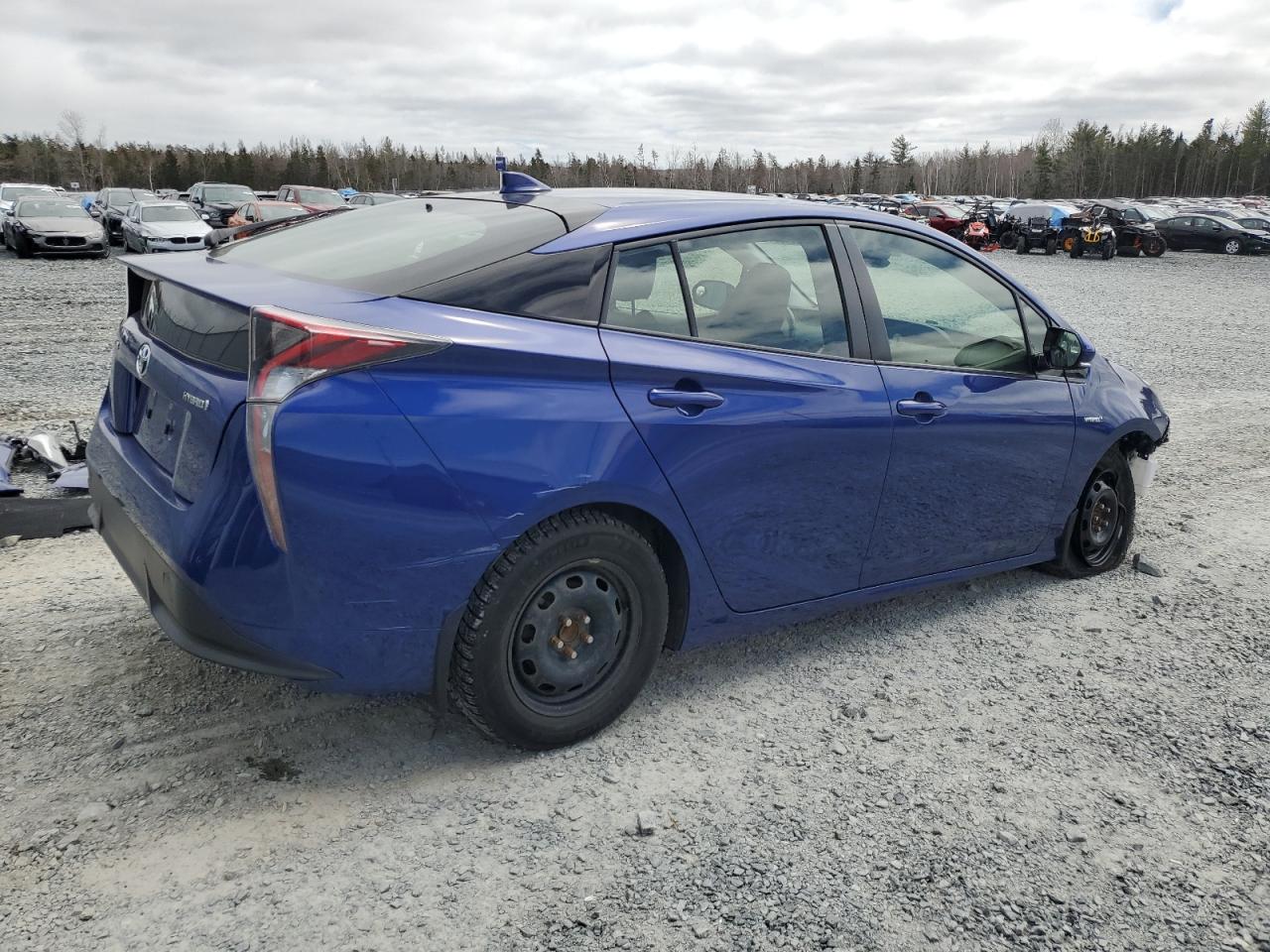 Photo 2 VIN: JTDKARFU3H3048395 - TOYOTA PRIUS 