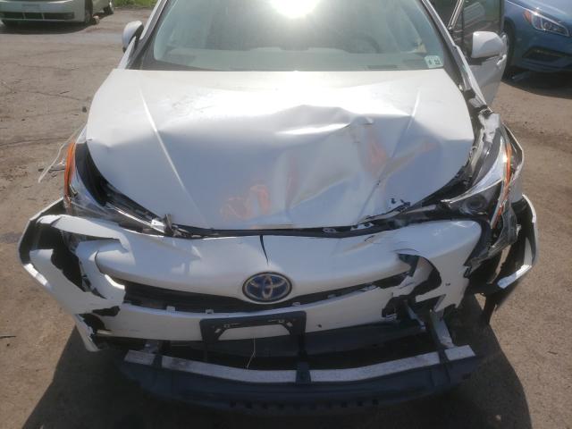 Photo 6 VIN: JTDKARFU3H3530574 - TOYOTA PRIUS 