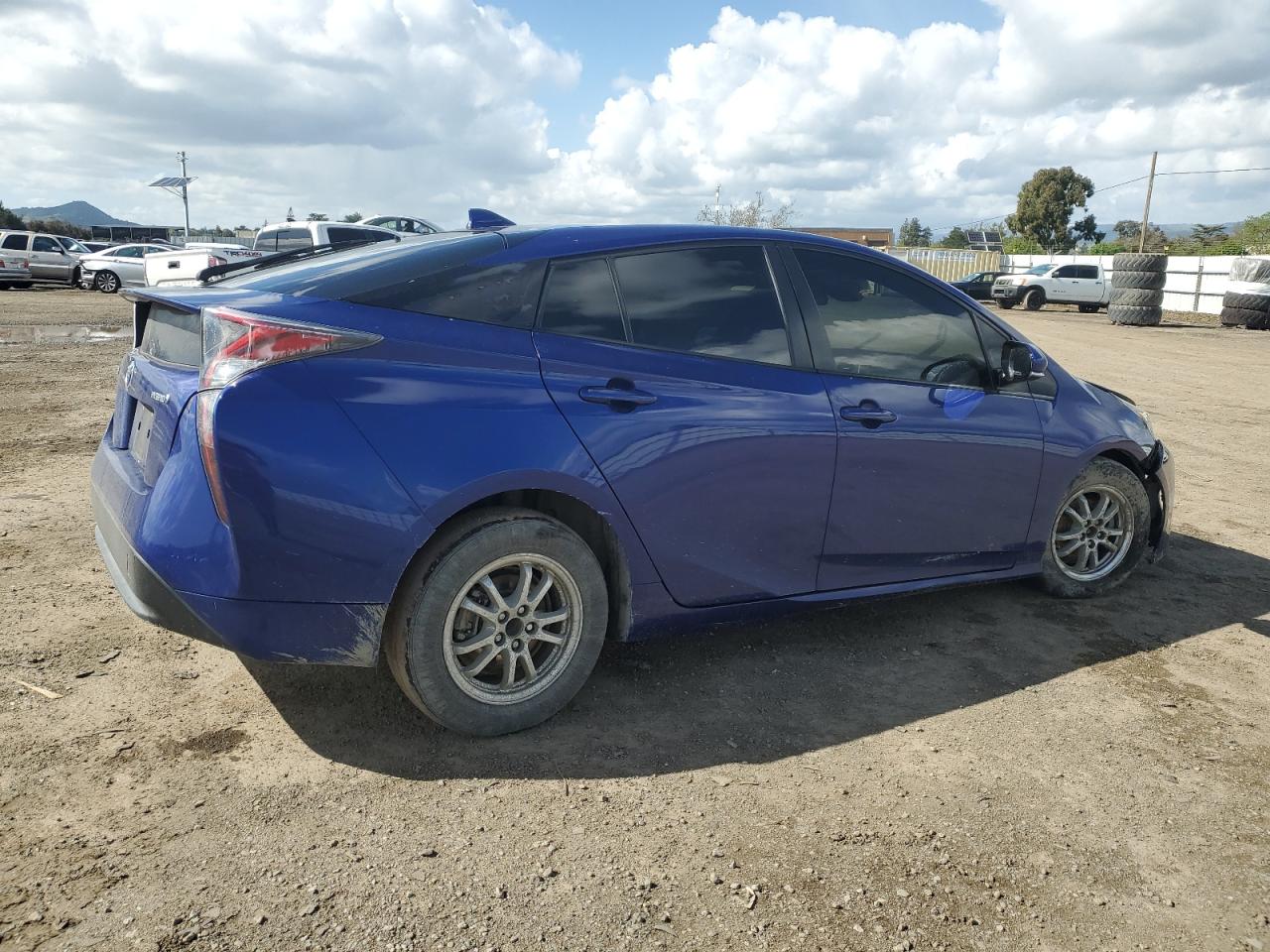 Photo 2 VIN: JTDKARFU3H3531210 - TOYOTA PRIUS 