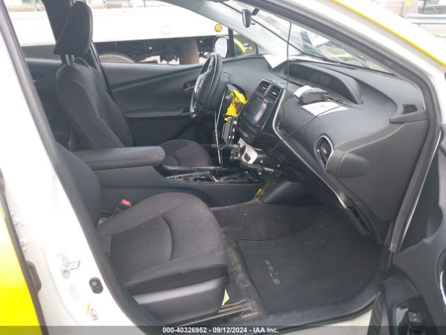 Photo 4 VIN: JTDKARFU3J3062853 - TOYOTA PRIUS 