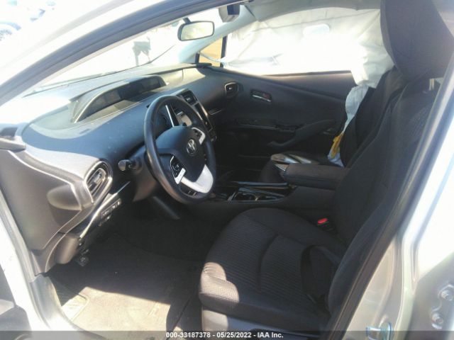 Photo 4 VIN: JTDKARFU3J3546926 - TOYOTA PRIUS 