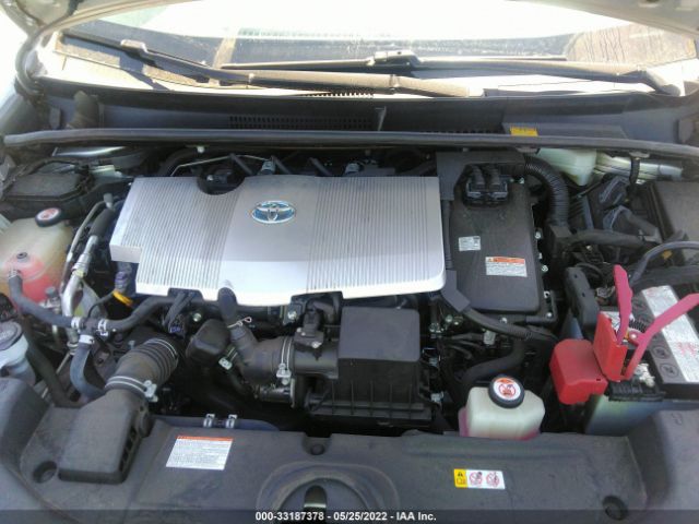 Photo 9 VIN: JTDKARFU3J3546926 - TOYOTA PRIUS 