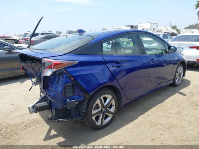 Photo 3 VIN: JTDKARFU3J3549051 - TOYOTA PRIUS 