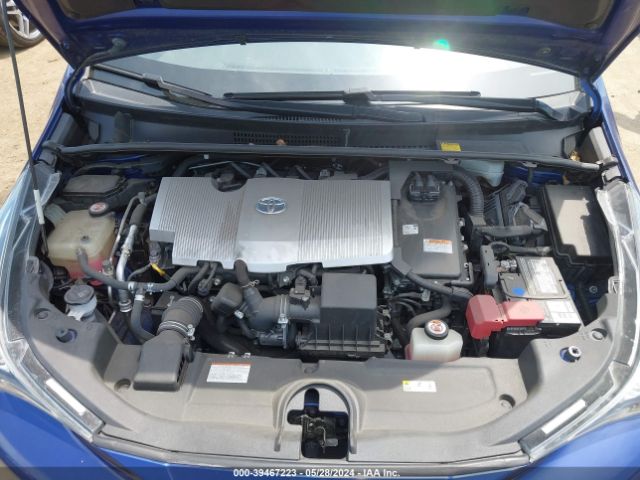 Photo 9 VIN: JTDKARFU3J3549051 - TOYOTA PRIUS 