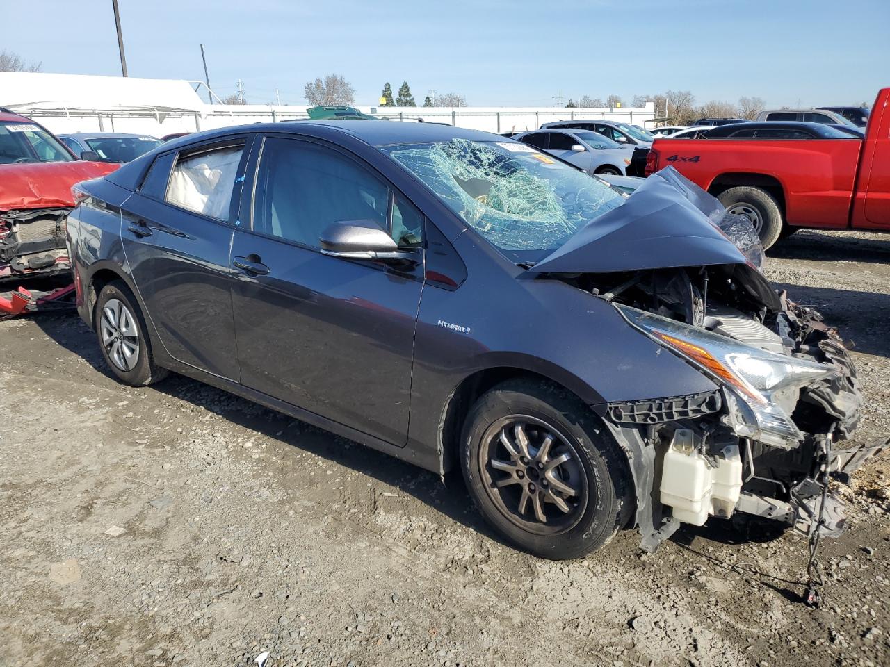 Photo 3 VIN: JTDKARFU3J3553312 - TOYOTA PRIUS 