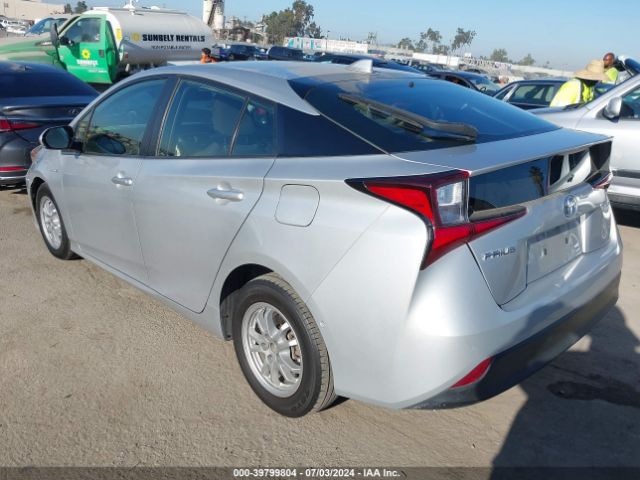 Photo 2 VIN: JTDKARFU3K3082411 - TOYOTA PRIUS 