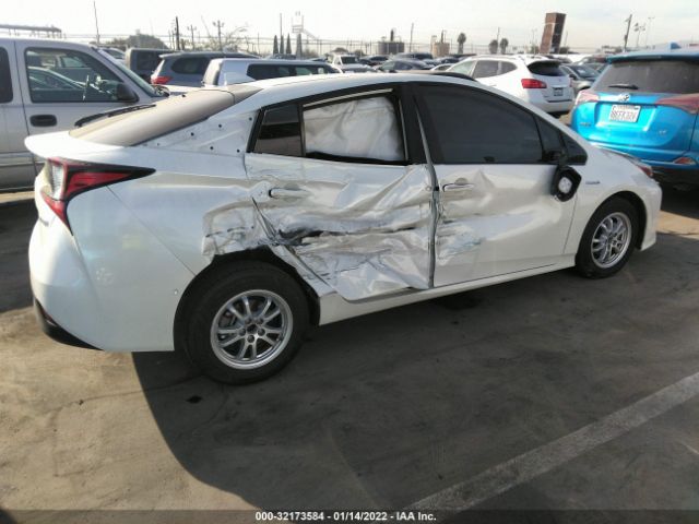 Photo 3 VIN: JTDKARFU3L3106613 - TOYOTA PRIUS 