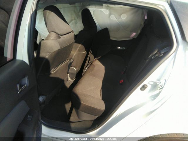 Photo 7 VIN: JTDKARFU3L3106613 - TOYOTA PRIUS 