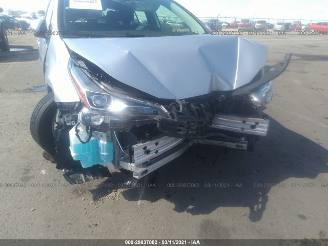 Photo 5 VIN: JTDKARFU3L3108653 - TOYOTA PRIUS 