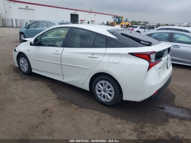 Photo 2 VIN: JTDKARFU3L3120642 - TOYOTA PRIUS 