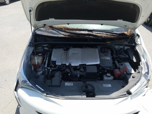 Photo 6 VIN: JTDKARFU4G3004291 - TOYOTA PRIUS 