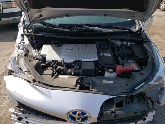 Photo 6 VIN: JTDKARFU4G3008504 - TOYOTA PRIUS 