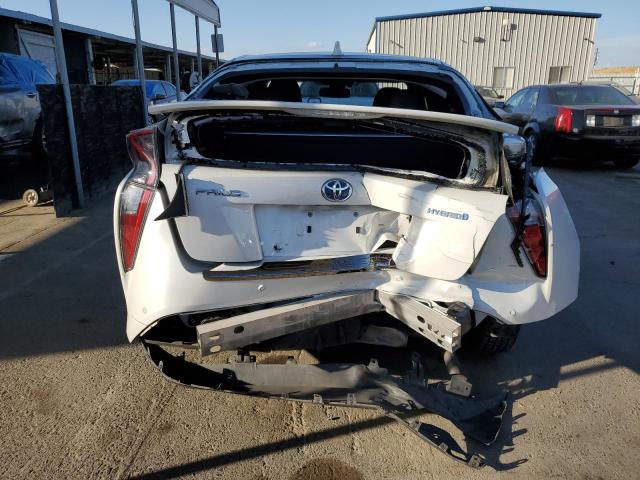 Photo 5 VIN: JTDKARFU4G3020667 - TOYOTA PRIUS 