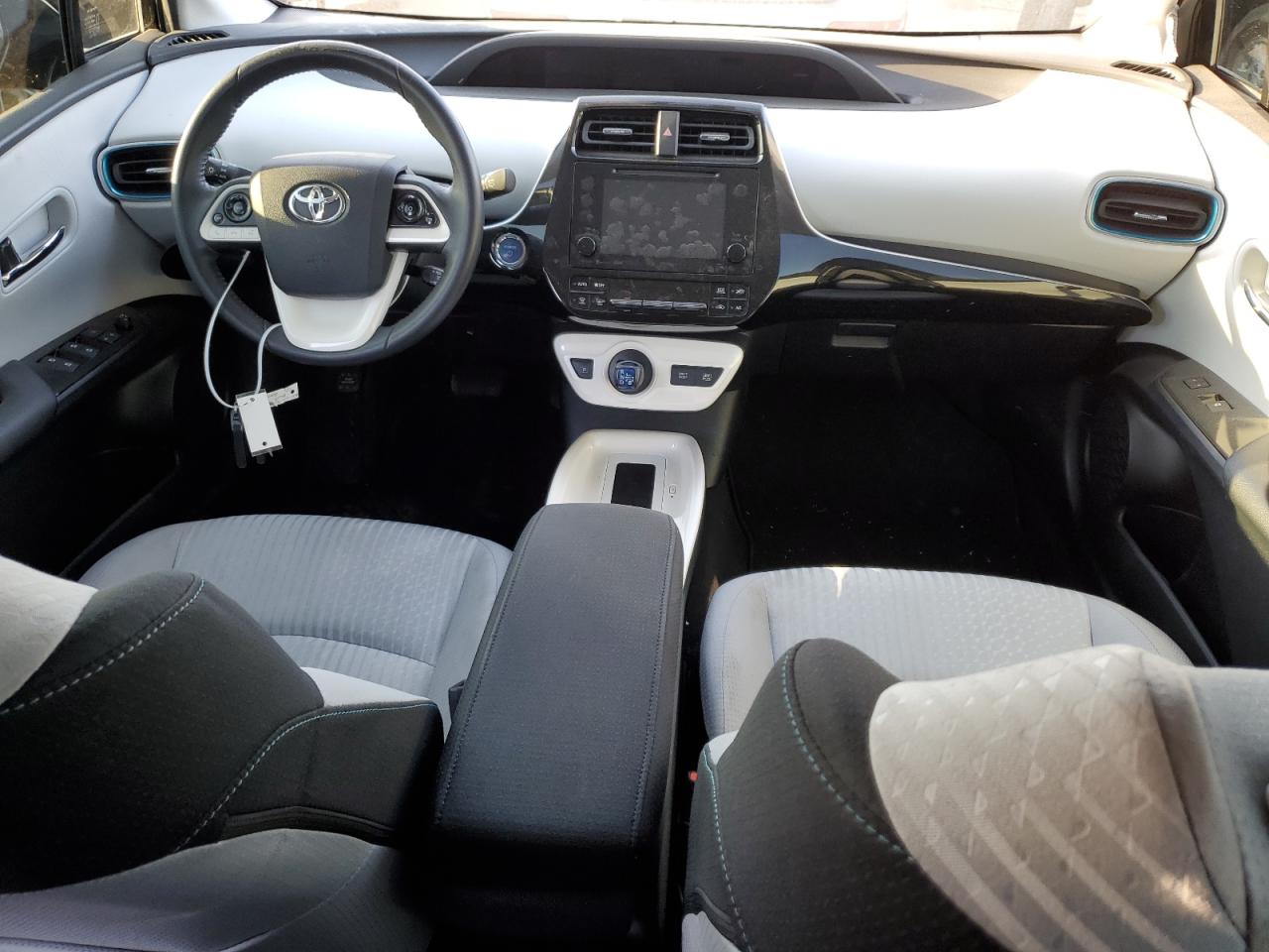 Photo 7 VIN: JTDKARFU4G3025268 - TOYOTA PRIUS 