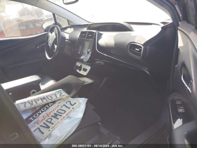 Photo 4 VIN: JTDKARFU4G3026789 - TOYOTA PRIUS 