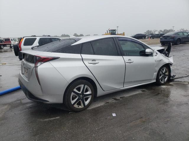 Photo 2 VIN: JTDKARFU4H3032075 - TOYOTA PRIUS 