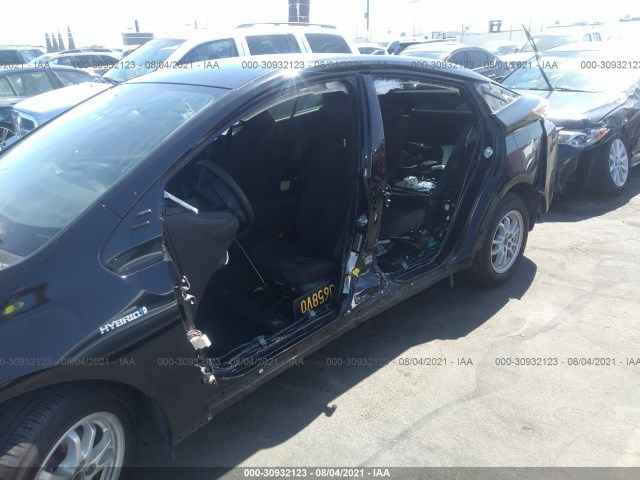 Photo 5 VIN: JTDKARFU4H3042511 - TOYOTA PRIUS 