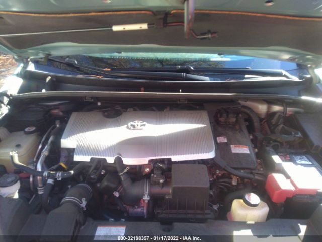 Photo 9 VIN: JTDKARFU4J3057886 - TOYOTA PRIUS 